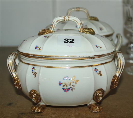 Pair of Derby sauce tureens and covers